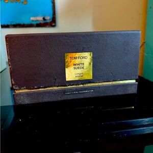 New TOM FORD white suede candle